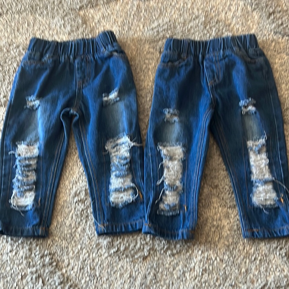 Distressed jeans no tag size 2t